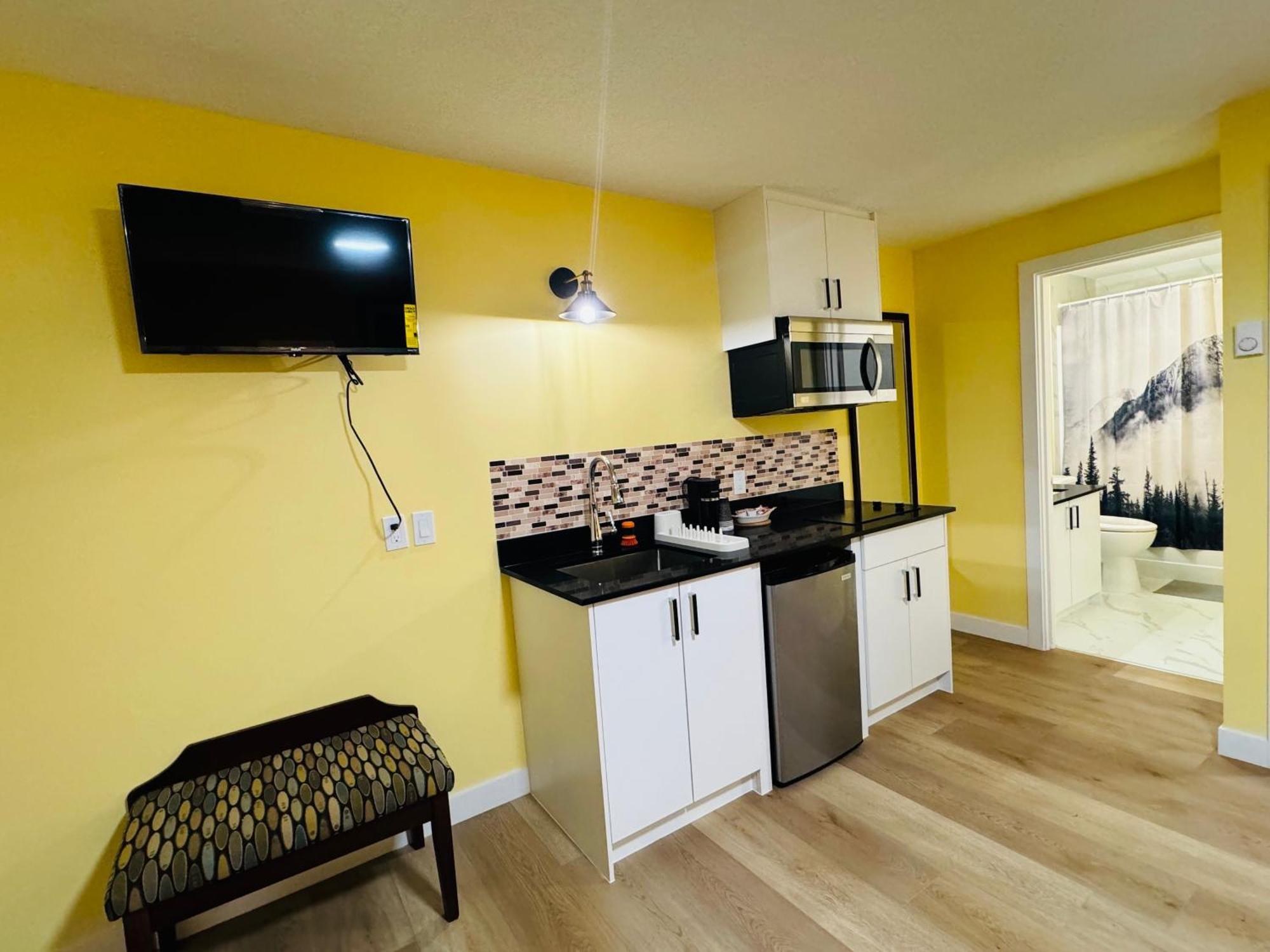 Avola Mountain Lodge Room photo